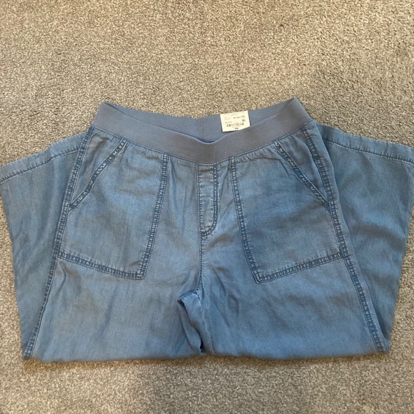 NWT St John’s Bay Chambray Linen Cropped Pant Size Petite Medium - Picture 1 of 7